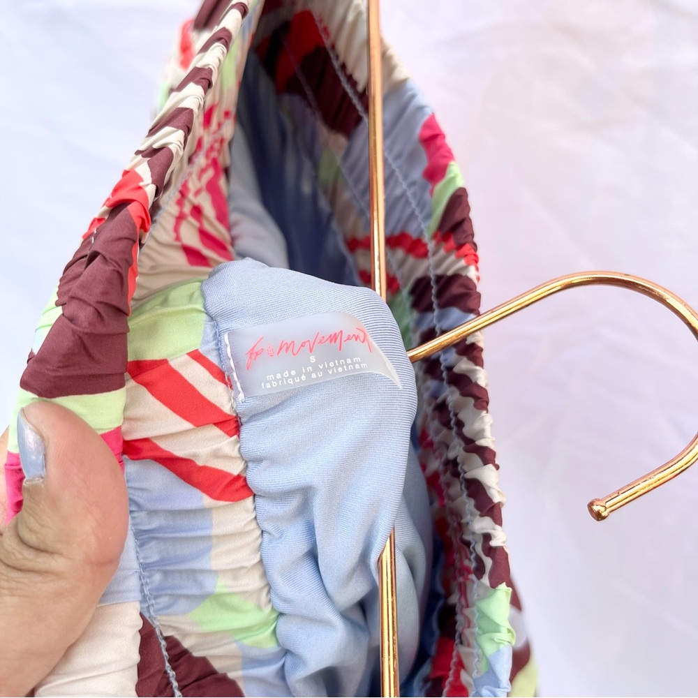 FREE PEOPLE | GET YOUR FLIRT ON PRINTED SHORTS IN MOONLIGHT COMBO SIZE SMALL - Picture 5 of 6